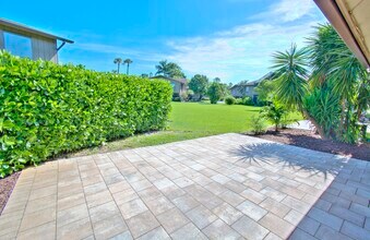 787 Palm View Dr, Unit 787 in Naples, FL - Building Photo - Building Photo