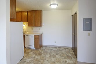 Arrowhead Estates 2601 in Fargo, ND - Foto de edificio - Interior Photo