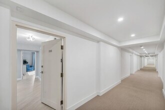 170 N Ocean Blvd in Palm Beach, FL - Foto de edificio - Building Photo