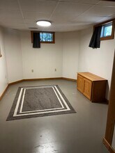 1039 Plum St in Reedsburg, WI - Foto de edificio - Building Photo