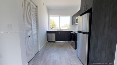 315 S Shore Dr in Miami Beach, FL - Building Photo - Building Photo