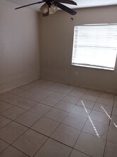 1404 Holden Ave in Orlando, FL - Building Photo - Building Photo
