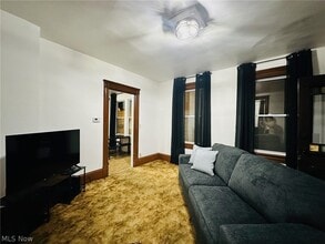 1419 E 47th St in Cleveland, OH - Building Photo - Building Photo