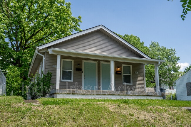 property at 1919 Houston St