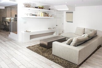 947 4th St, Unit D in Santa Monica, CA - Foto de edificio - Building Photo