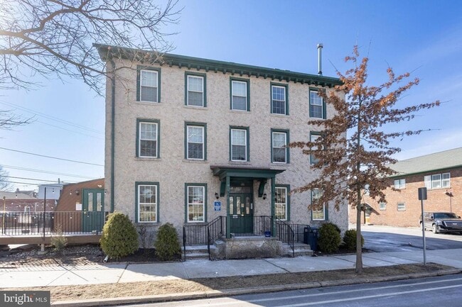 property at 990 E High St