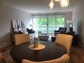 6 Canal Park-Unit -303 in Cambridge, MA - Building Photo - Building Photo