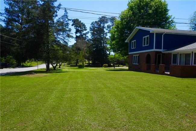 2421 Fieldstone Dr SE in Conyers, GA - Building Photo - Building Photo