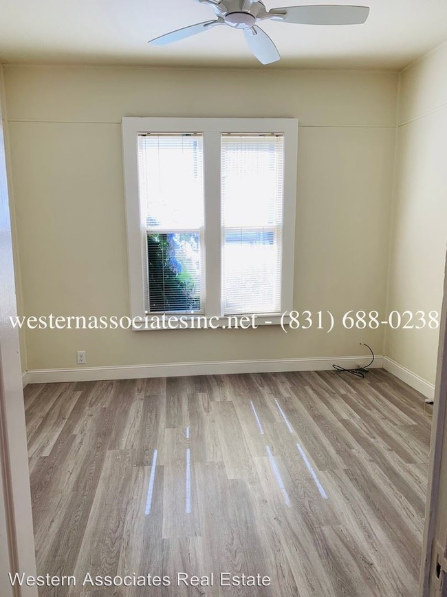 111 8th Ave in Santa Cruz, CA - Foto de edificio - Building Photo