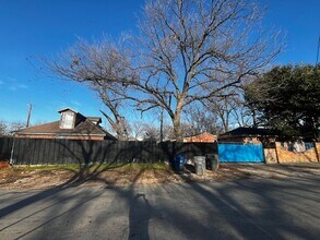 410 Fairview Ave in Dallas, TX - Building Photo - Building Photo