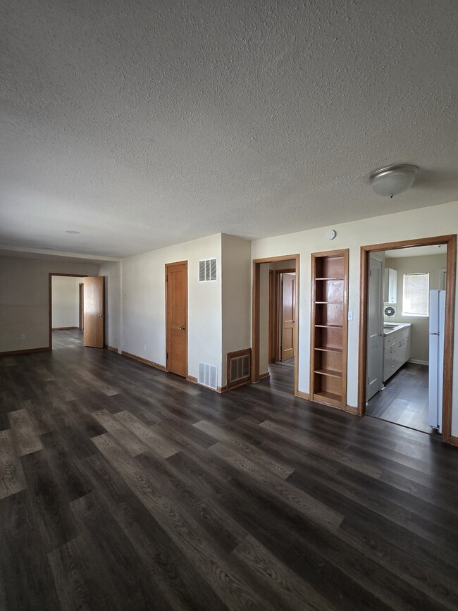 property at 722 S Hunter