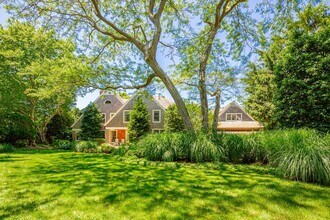 72 Bridgefield Rd in Bridgehampton, NY - Building Photo - Building Photo