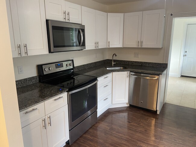 226-2 Yost Ave, Unit Apt 1 in Spring City, PA - Building Photo - Building Photo