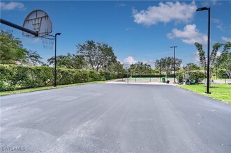 6453 Autumn Woods Blvd in Naples, FL - Building Photo - Building Photo