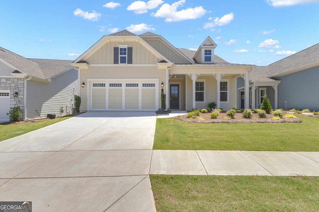 9 Milestone Trce in Newnan, GA - Building Photo
