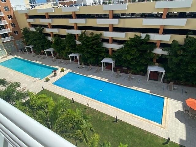 2775 NE 187th St, Unit 523 in Aventura, FL - Foto de edificio - Building Photo