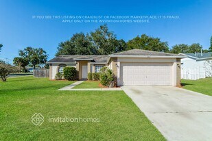 14409 N Greater Hills Blvd in Clermont, FL - Building Photo
