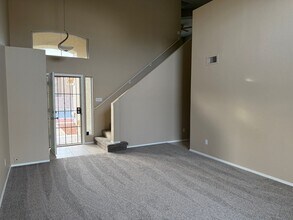 19637 N 49th Ave in Glendale, AZ - Foto de edificio - Building Photo