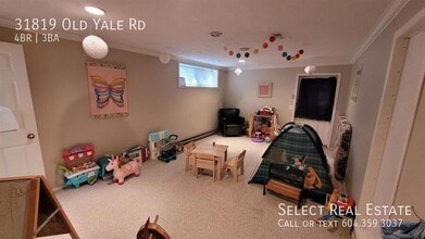 31819 Old Yale Rd in Abbotsford, BC - Building Photo - Building Photo