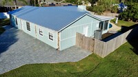 2413 SE Whitehorse St in Port St. Lucie, FL - Foto de edificio - Building Photo