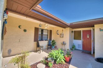 606 Turnberry Ct in Winter Haven, FL - Foto de edificio - Building Photo