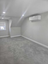 119 Crown Ave in Elmont, NY - Building Photo - Building Photo