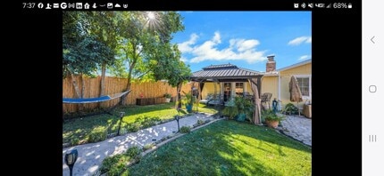 4869 Racetrack Cir in Rocklin, CA - Foto de edificio - Building Photo