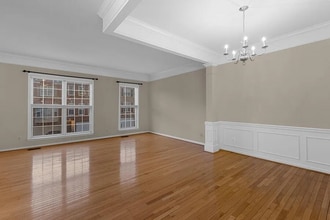 6215 Split Creek Ln in Alexandria, VA - Building Photo - Building Photo