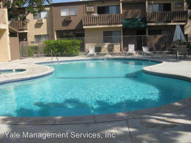 17900 Sherman Way in Los Angeles, CA - Building Photo - Building Photo