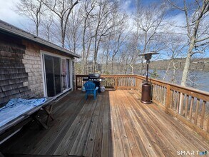 389 Wyassup Rd in North Stonington, CT - Building Photo - Building Photo