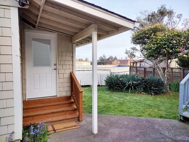 property at 445 SW 7th St