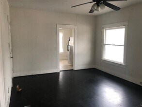 512 Branard St in Houston, TX - Building Photo - Building Photo