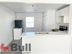 34 Sandalwood Ct in Oviedo, FL - Building Photo - Building Photo