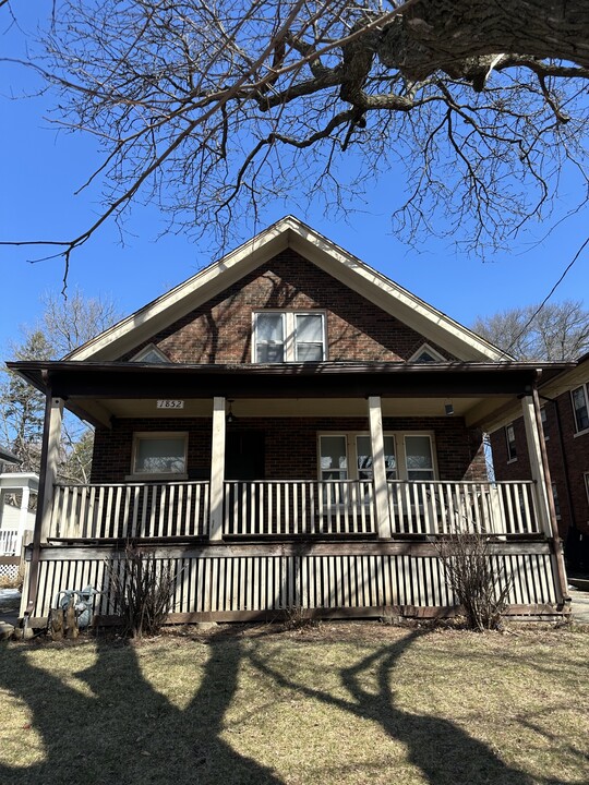 1852 Hutchins Ave in Rockford, IL - Building Photo