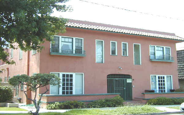 33 Orange Ave in Long Beach, CA - Building Photo - Building Photo