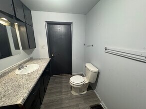 102 Kentucky Ave in Danville, IL - Building Photo - Building Photo