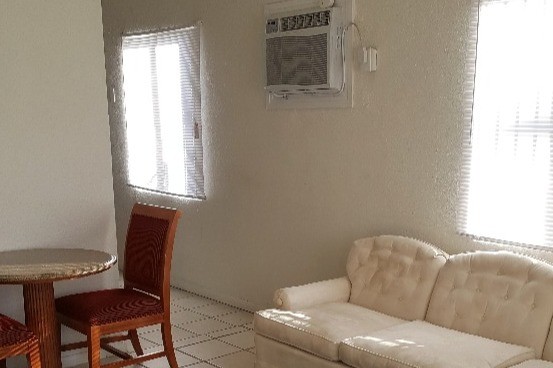 1713 Fairfield Ave in Las Vegas, NV - Building Photo