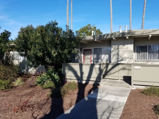 property at 3907 Middlefield Rd