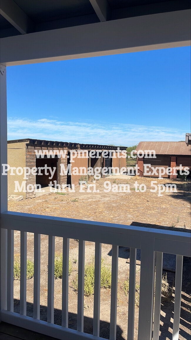 22451 CA-120 in Escalon, CA - Building Photo - Building Photo