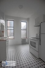 46 E 7th St in New York, NY - Building Photo - Building Photo