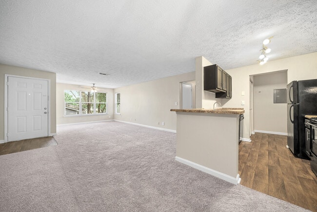 The Greens at Cascade Apartment Homes in Atlanta, GA - Building Photo - Building Photo