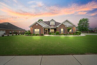 201 Mantle Dr NW in Madison, AL - Building Photo - Building Photo