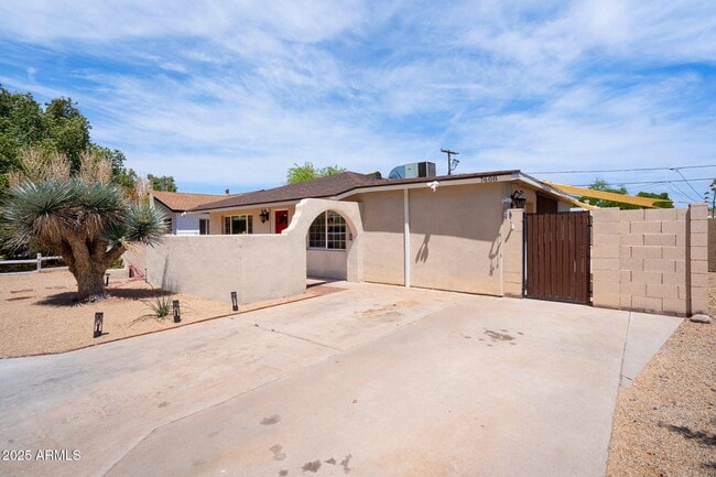 7608 E Catalina Dr in Scottsdale, AZ - Building Photo - Building Photo