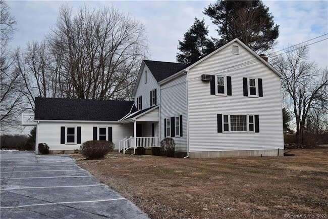 5160 Madison Ave in Trumbull, CT - Foto de edificio - Building Photo