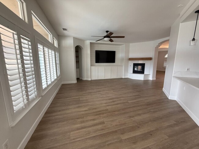 15417 Sequoia Grove Ave in Bakersfield, CA - Building Photo - Building Photo
