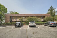 Vashon Vue Apartments in Des Moines, WA - Foto de edificio - Building Photo