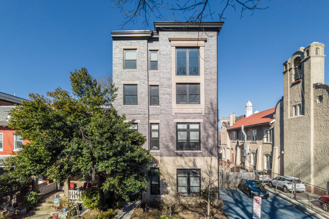 Lanier Station in Washington, DC - Building Photo - Building Photo