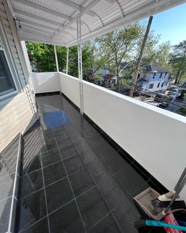 property at 3940 Hill Ave