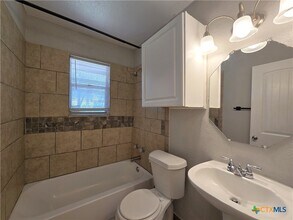 212 E Valley Rd in Harker Heights, TX - Building Photo - Building Photo