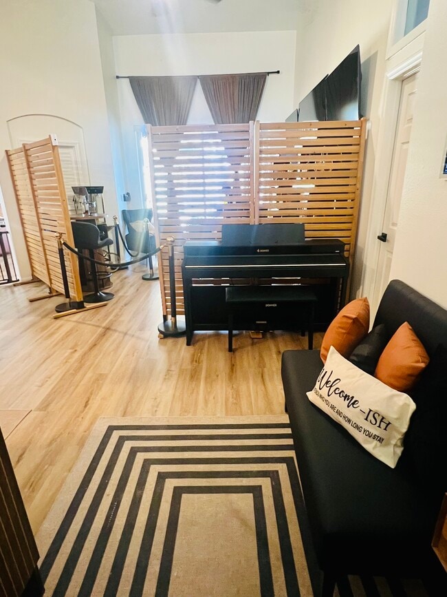 1405 W River Ct in Valrico, FL - Building Photo - Building Photo